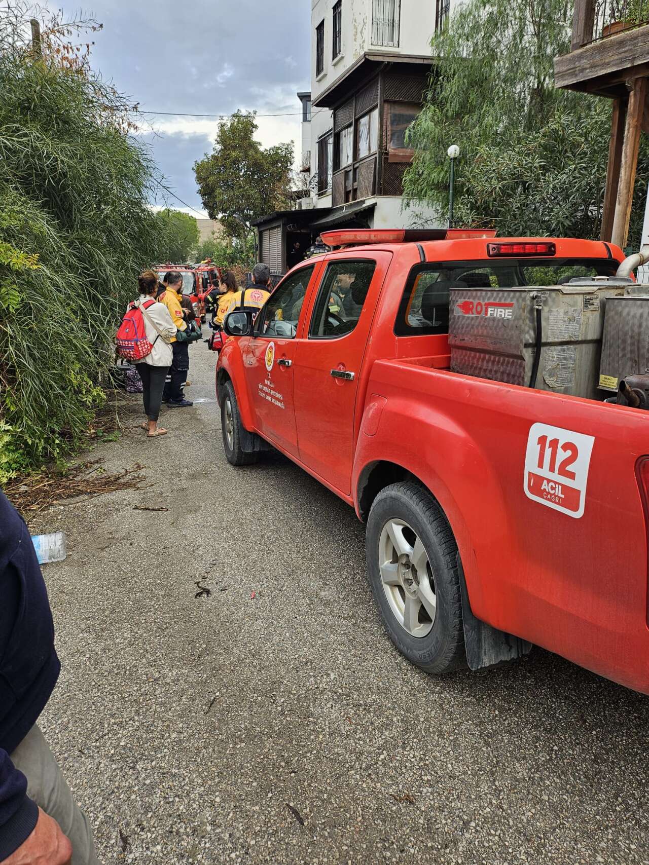 Muğla'da Babasıyla Tartışan Genç Kadın Evini Ateşe Verdi 3